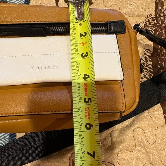 Tahari Tan and White Camera Bag - Picture 12 of 13